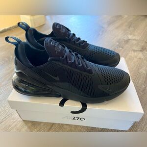 Nike Air Max 270 Men’s Size 12